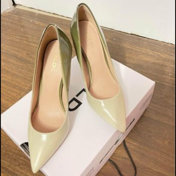 Aldo Stiletto Heels - Picture 2 of 3